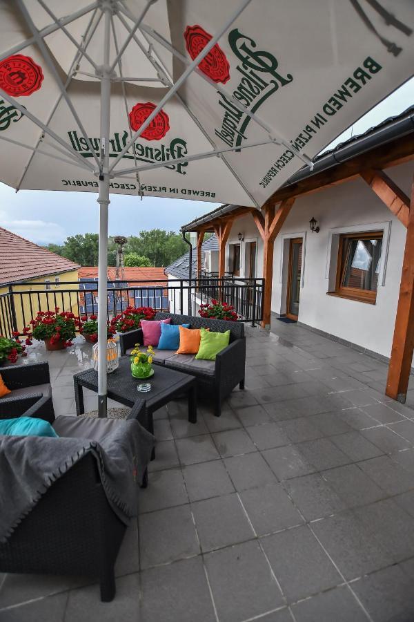 Bed and Breakfast É-Vaskó Panzió Borpince Tokaj Exterior foto