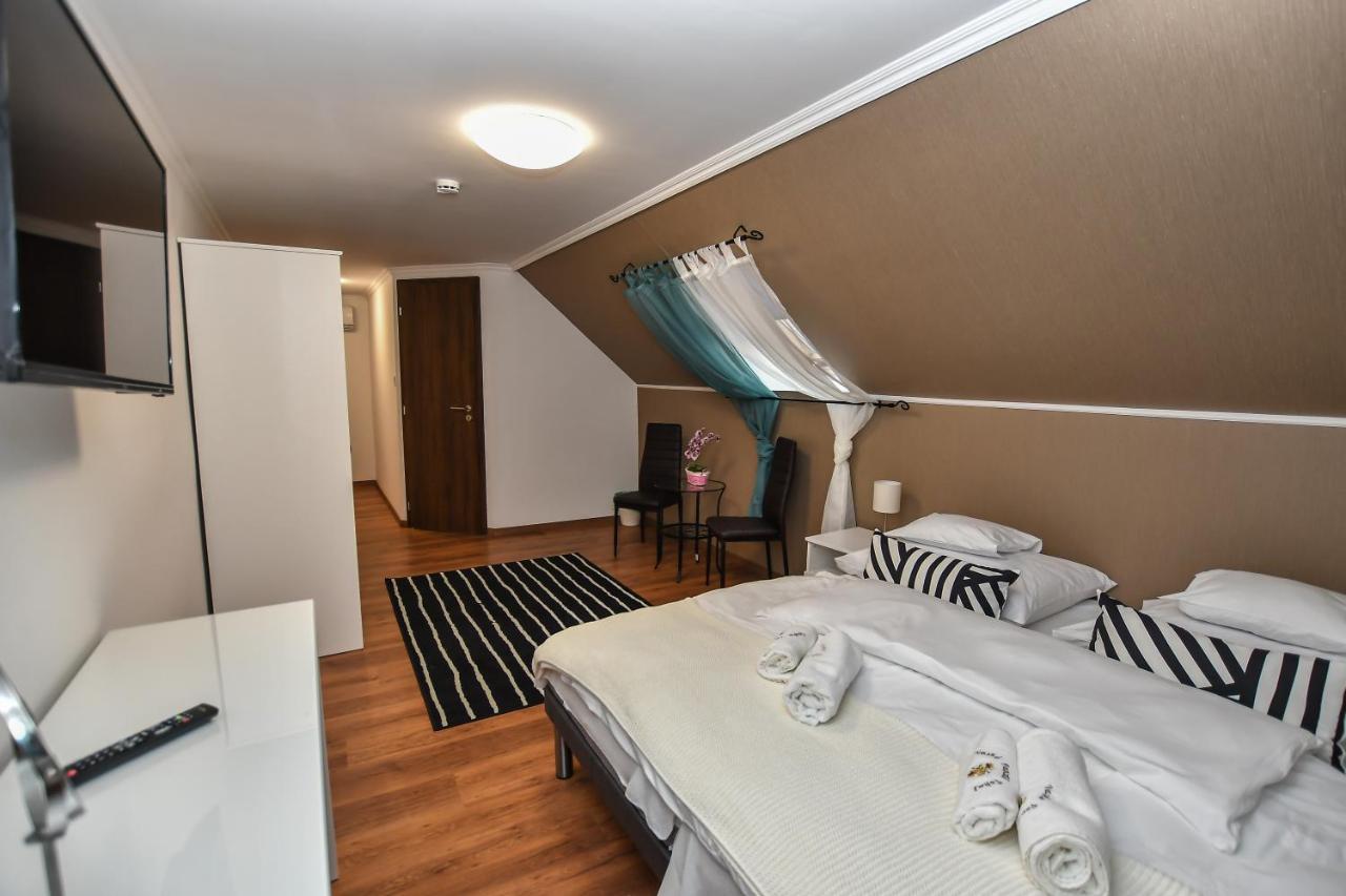 Bed and Breakfast É-Vaskó Panzió Borpince Tokaj Exterior foto