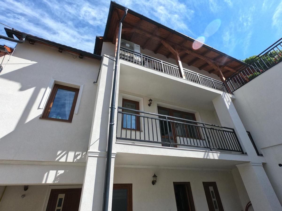 Bed and Breakfast É-Vaskó Panzió Borpince Tokaj Exterior foto